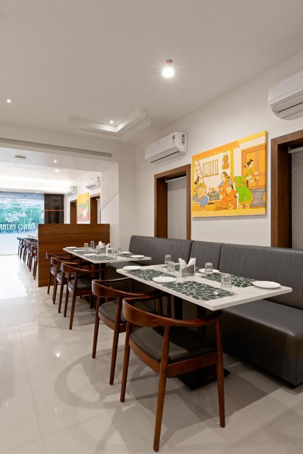 The Elite Hotel Hyderabad Esterno foto