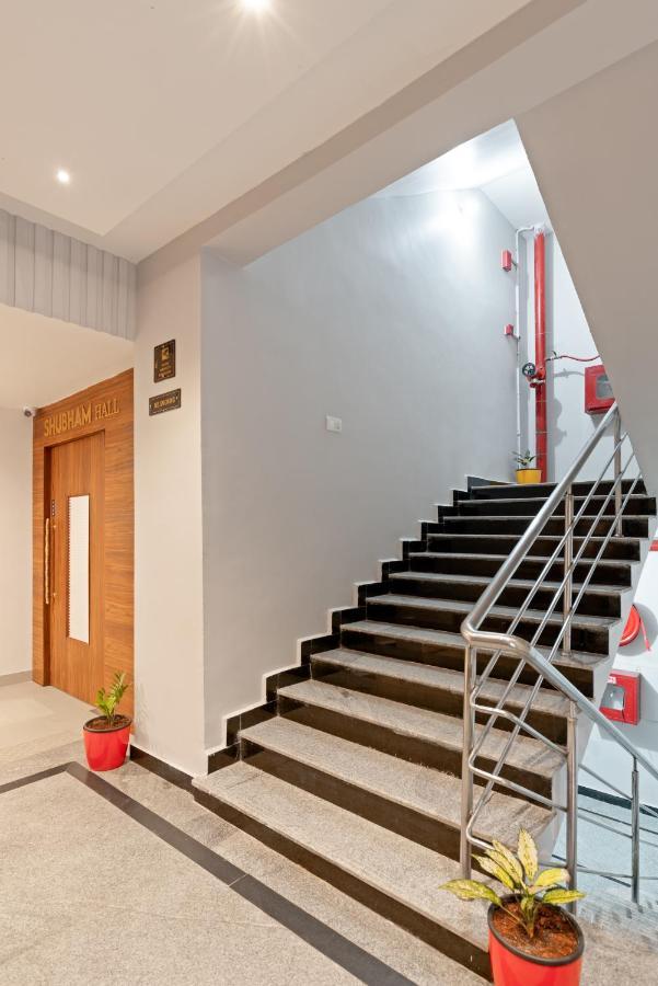 The Elite Hotel Hyderabad Esterno foto