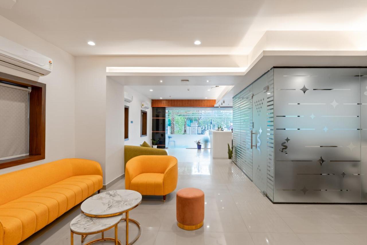 The Elite Hotel Hyderabad Esterno foto